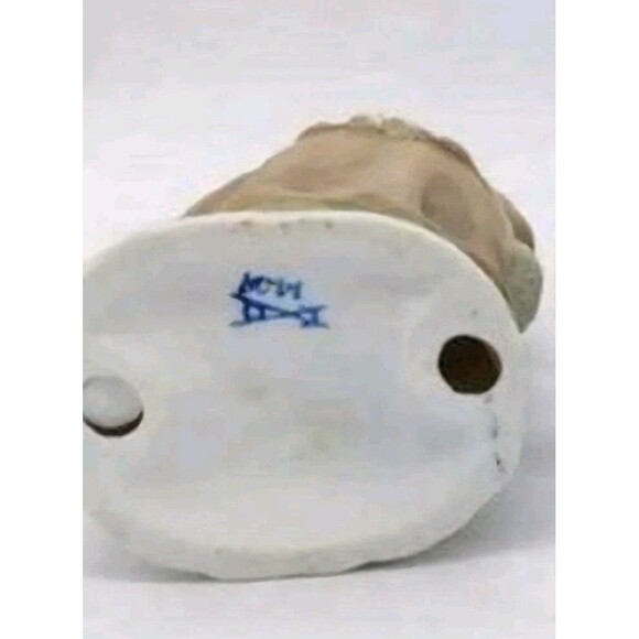 Vintage HOMCO Home Interiors Lady Ceramic Figurine Farmhouse Decor Bunny GLUED - Picture 6 of 10